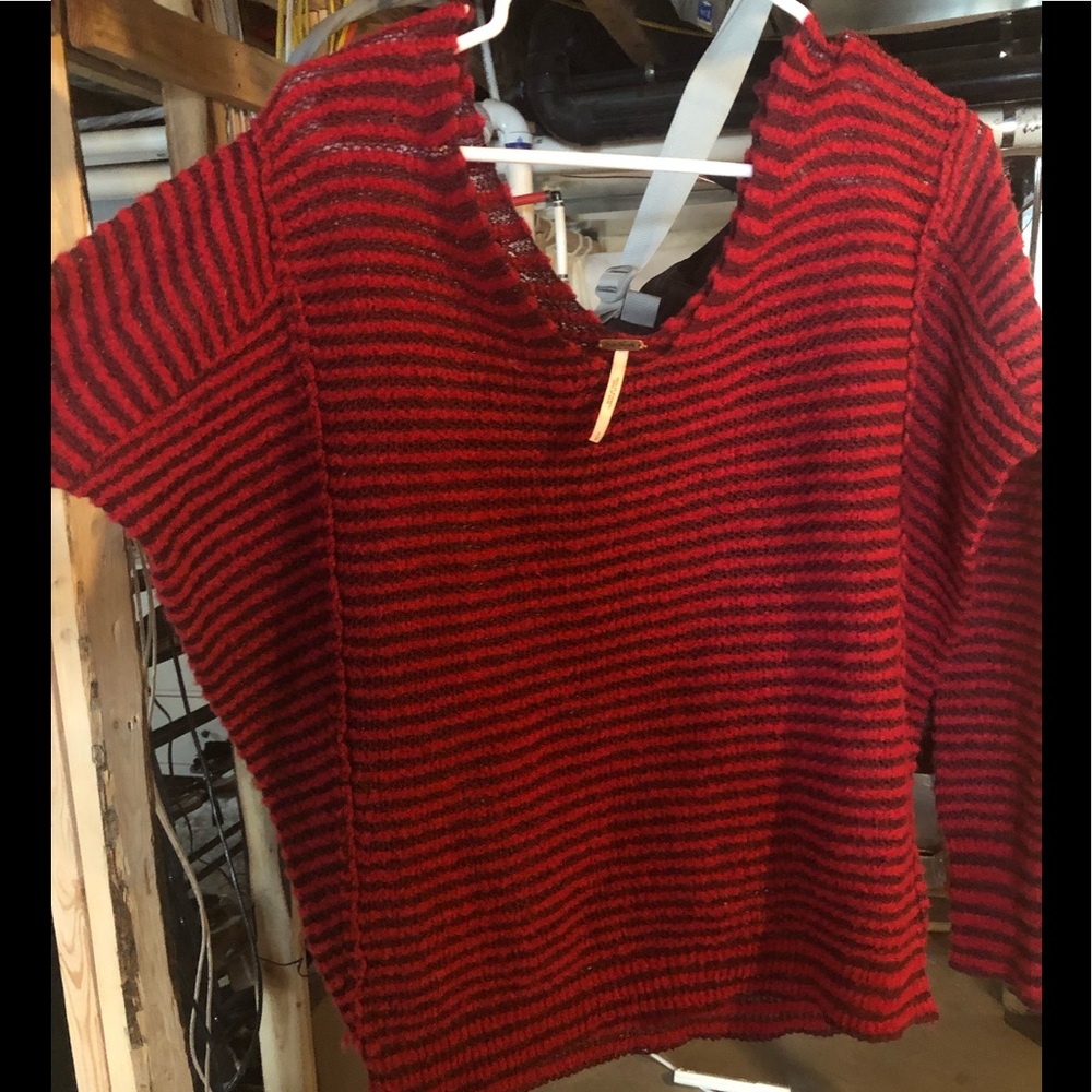 Gorgeous women's free people sweater size small